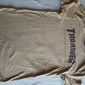 Army green basic Thrasher tshirt M